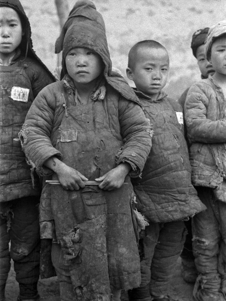 1942年饥荒下的儿童