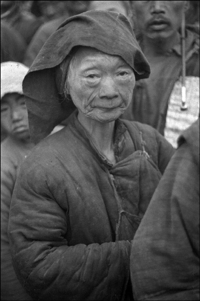 1942年饥荒老照片